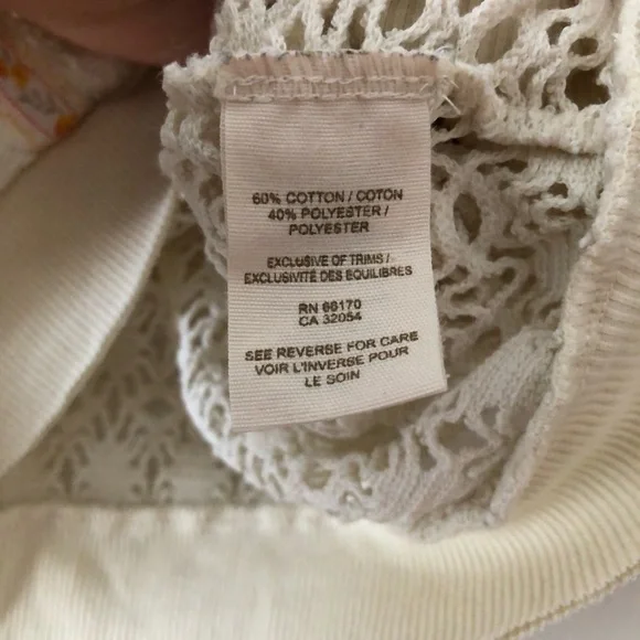 FREE PEOPLE KNIT CROCHET BOHEMIAN STYLE SHORT SLEEVE PULL OVER MEDIUM - Picture 6 of 9